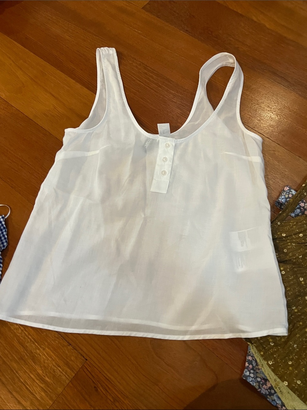 Women’s Floral flouncy & peplum tanks - Picture 6 of 10